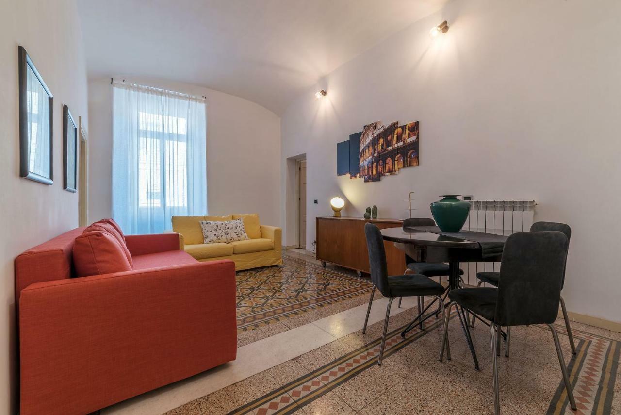 San Giovanni & Colosseo Roomy Flat Řím Exteriér fotografie